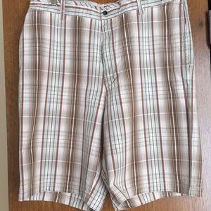 Tommy Bahama Men’s shorts size 36